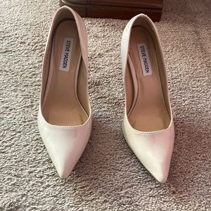 Steve Madden Patent Leather Point Toe Pump Heels
